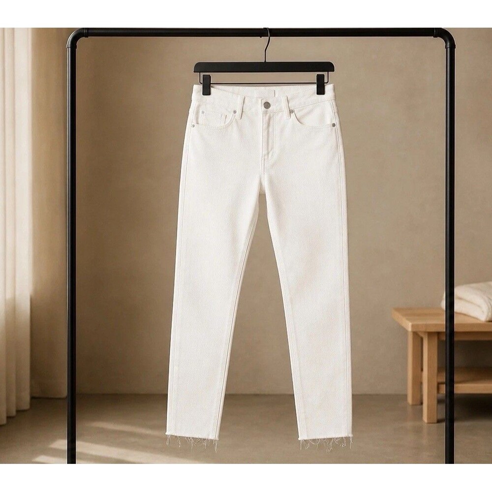 LC Lauren Conrad High Rise Skinny Crop Jean Women’s Size 10 Raw Hem  Stretch